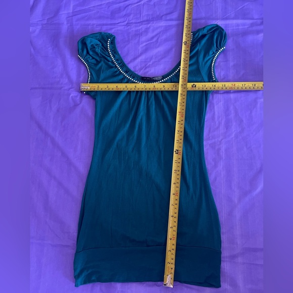In Joy Teal Green Short Sleeve T- Shirt with Rein-Stone Detailing Size Medium - Picture 8 of 14